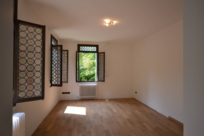 2 Camere in Affitto a Casier