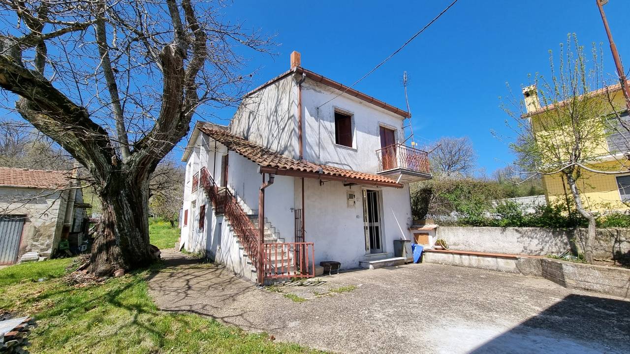 Casa indipendente in vendita a Vallata (AV)