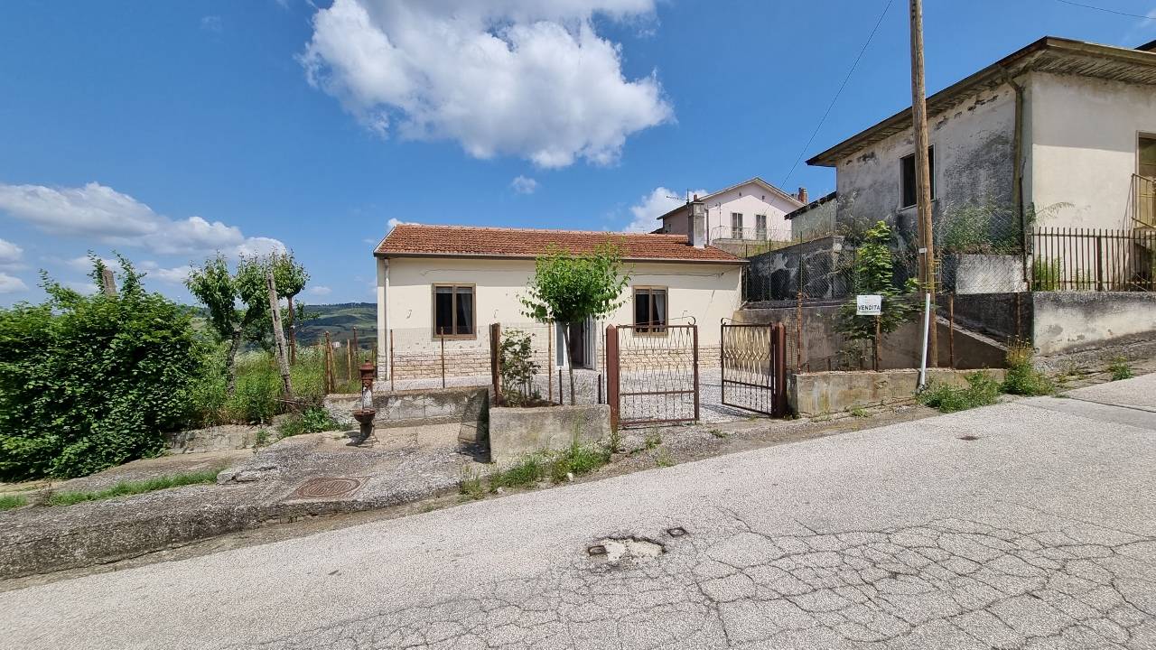 Casa indipendente in vendita a Scampitella (AV)