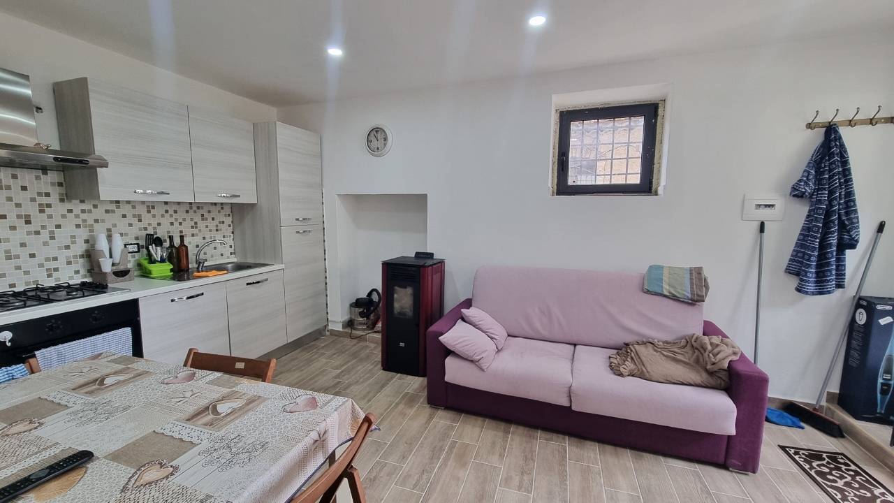 Casa indipendente in vendita a Guardia Lombardi (AV)