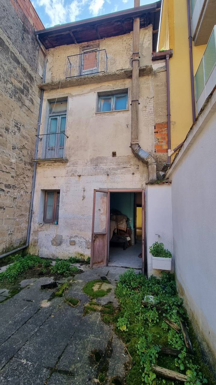 Casa semi-indipendente in vendita a Grottaminarda (AV)