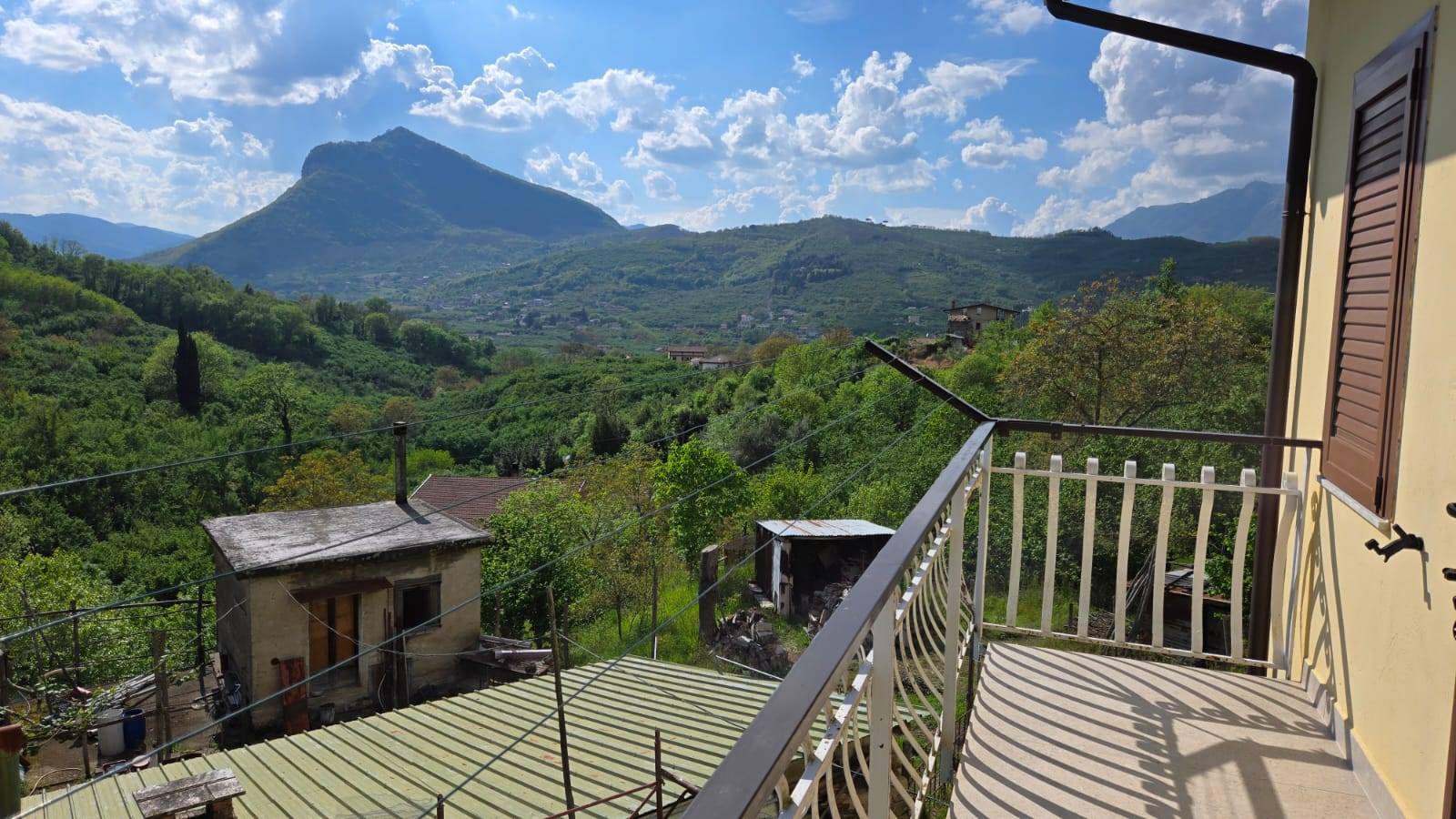 Casa indipendente in vendita a Aiello Del Sabato (AV)