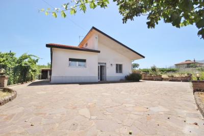 Casa indipendente in vendita a Paternopoli (AV)