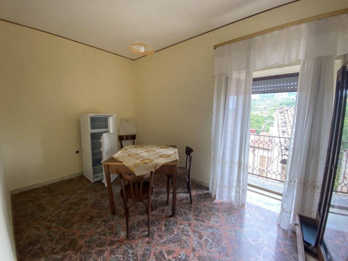 Casa semi-indipendente in vendita a Montemarano (AV)