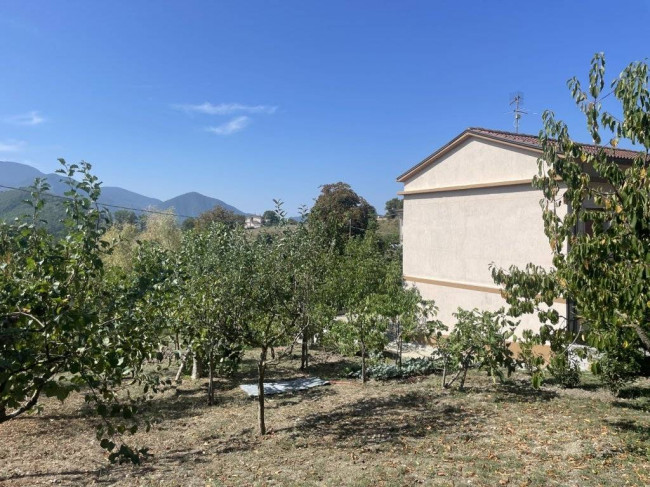 Casa indipendente in vendita a Montemarano (AV)