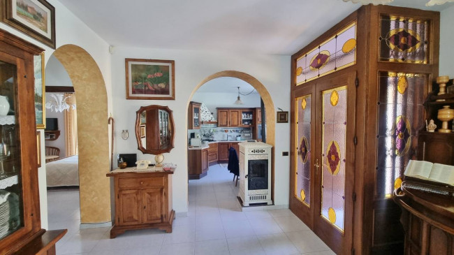 Villa in vendita a Villanova Del Battista (AV)