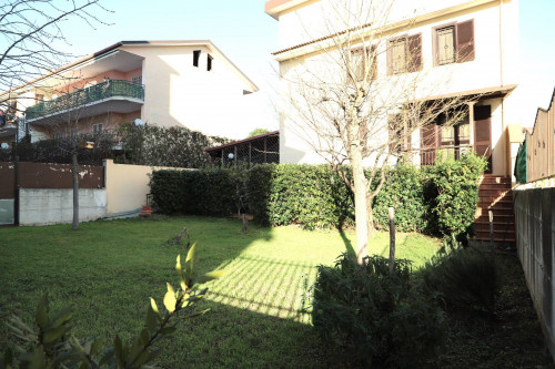 Villa in vendita a Maddaloni (CE)