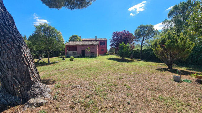 Villa in vendita a Sant'omero (TE)