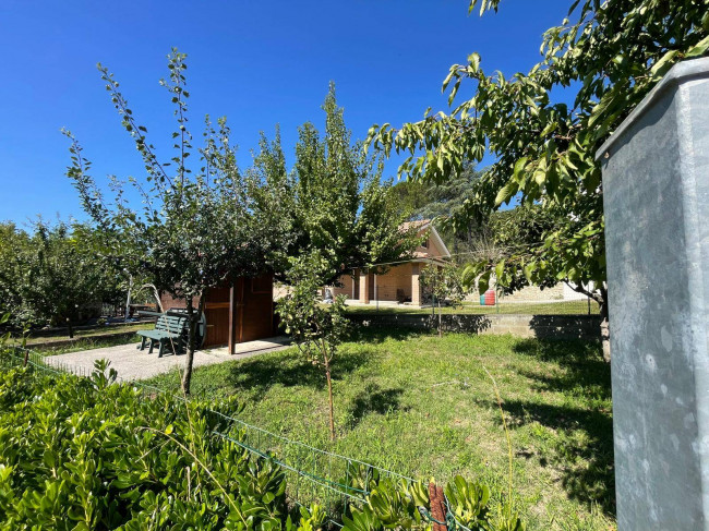 Casa affiancata a Venarotta