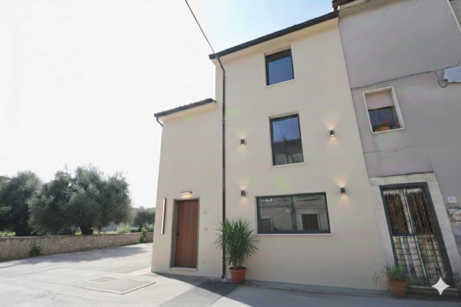 Casa Semindipendente a Spinetoli