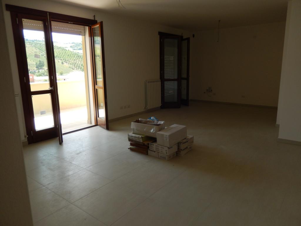 Appartamento RIPATRANSONE vendita    Immobiliare Mare e Colline srl