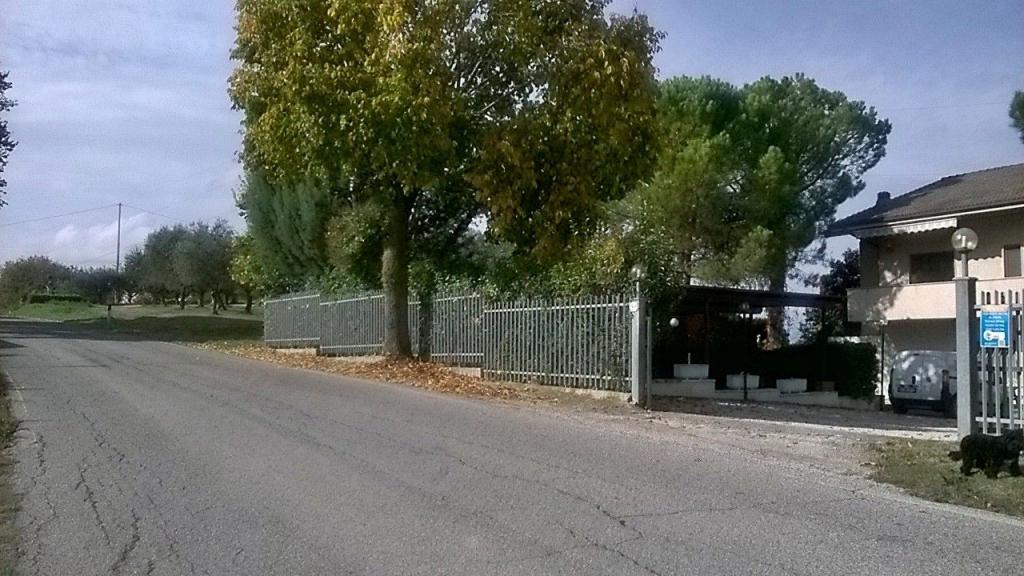 Villa Unifamiliare - Indipendente PETRIOLO vendita    Immobiliare Mare e Colline srl
