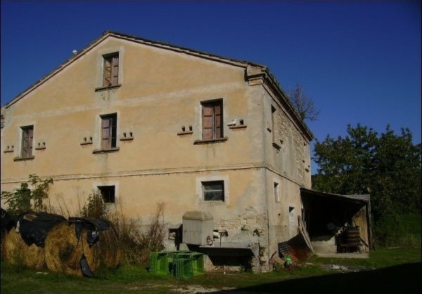 Rustico - Cascina ROTELLA vendita    Immobiliare Mare e Colline srl