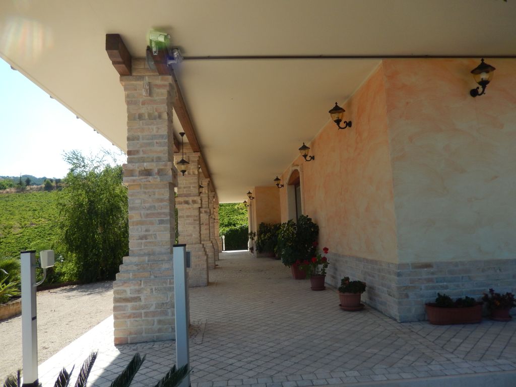 Villa in vendita a Colonnella (TE)