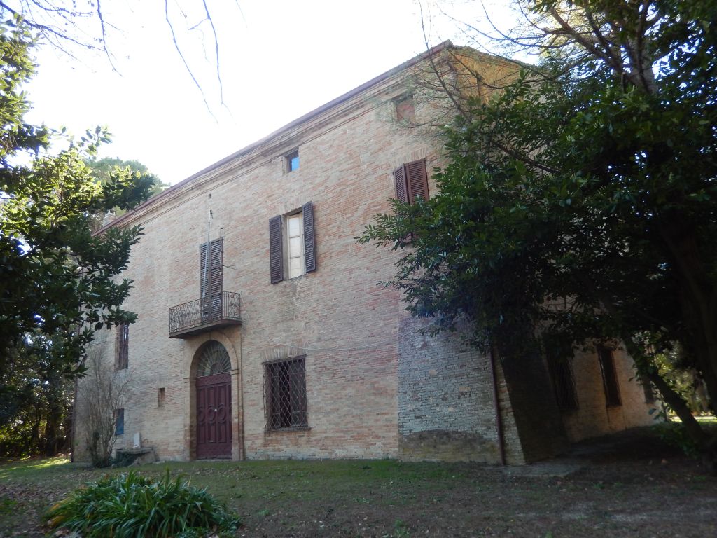 Villa MONTECASSIANO vendita    Immobiliare Mare e Colline srl