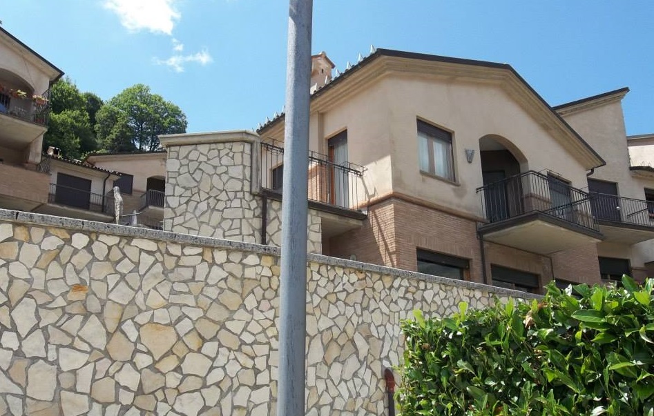 Villa Unifamiliare - Indipendente SCANNO vendita    Immobiliare Mare e Colline srl