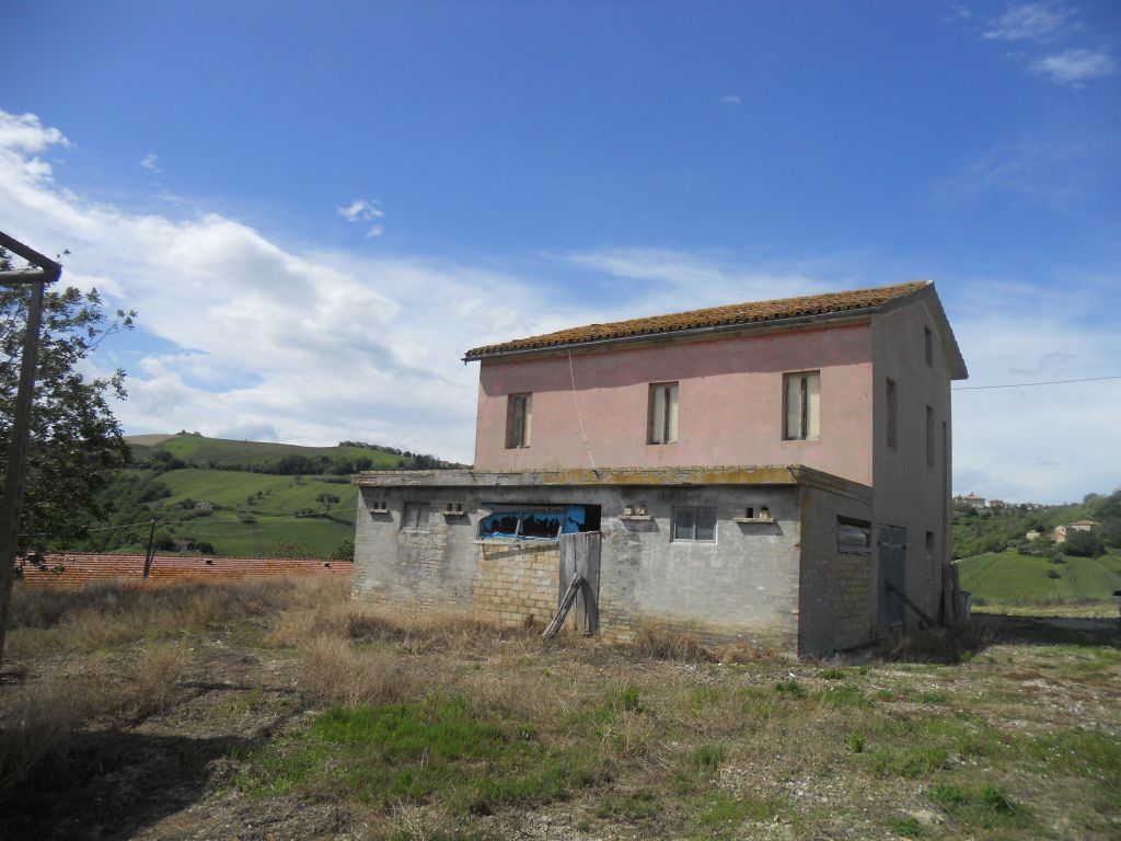  carassai vendita quart:  immobiliare-mare-e-colline-srl