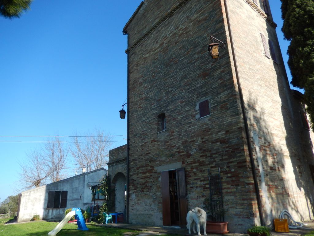 Rustico - Cascina POTENZA PICENA vendita    Immobiliare Mare e Colline srl