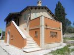 Rustici e Casali in vendita a Offida