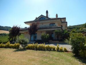 Ville di Prestigio in vendita a Colonnella