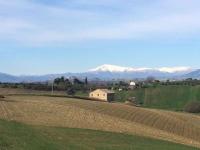 Rustici e Casali in vendita a Monteprandone