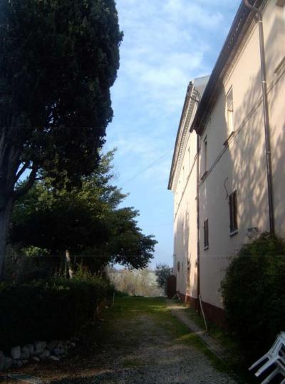 Ville di Prestigio in vendita a Cossignano