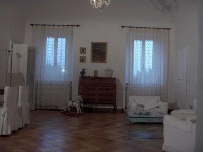 Ville di Prestigio in vendita a Cossignano