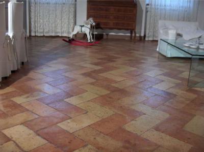 Ville di Prestigio in vendita a Cossignano