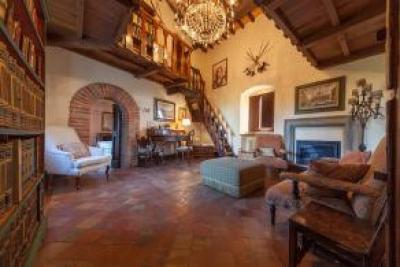 Ville di Prestigio in vendita a Todi