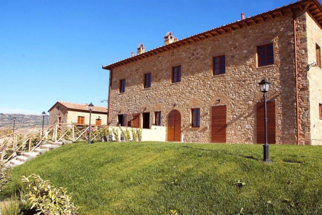 Appartamento in vendita a Montecatini Val di Cecina