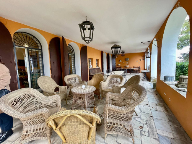 Ville di Prestigio in vendita a Offida