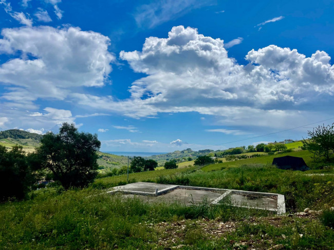 Rustici e Casali in vendita a Monteprandone