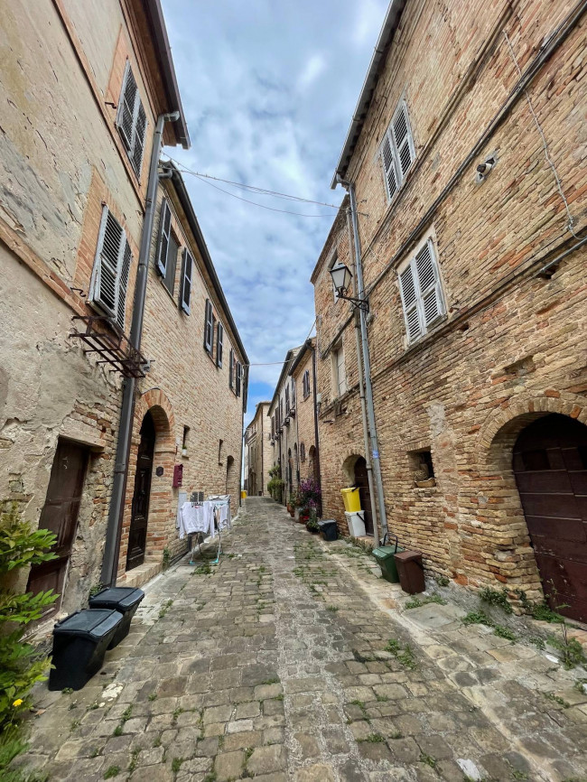 Centri Storici in vendita a Altidona