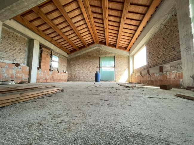 Rustici e Casali in vendita a Cupra Marittima