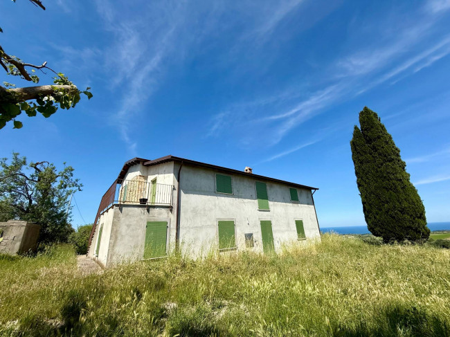 Rustici e Casali in vendita a Ripatransone