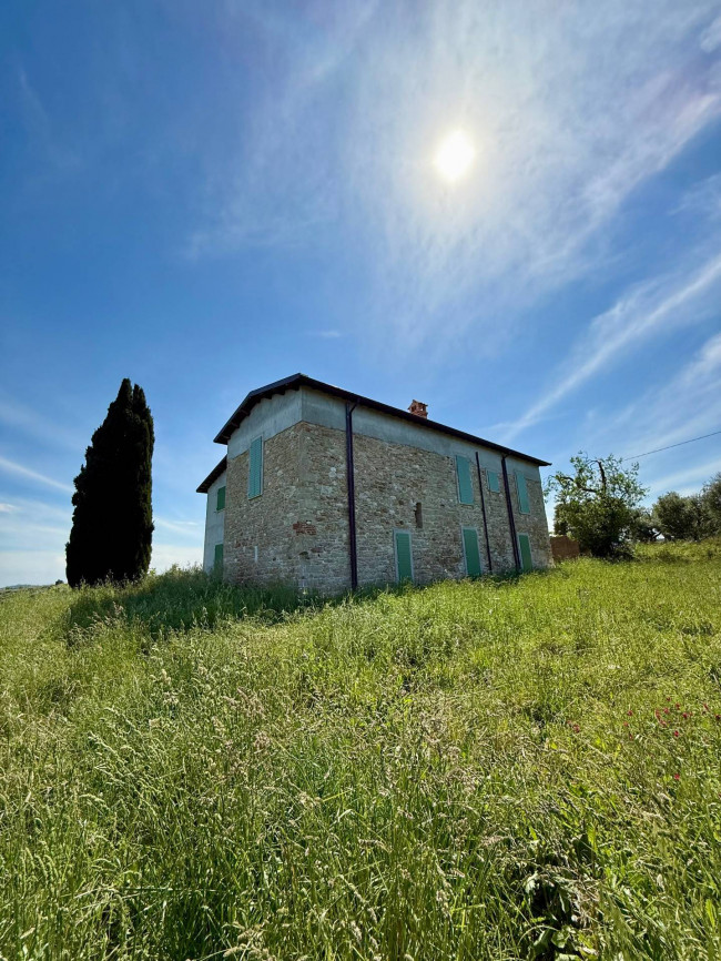 Rustici e Casali in vendita a Ripatransone