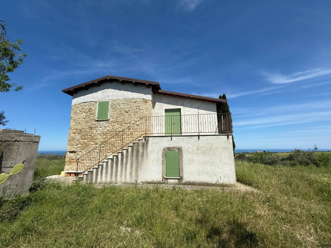 Rustici e Casali in vendita a Ripatransone