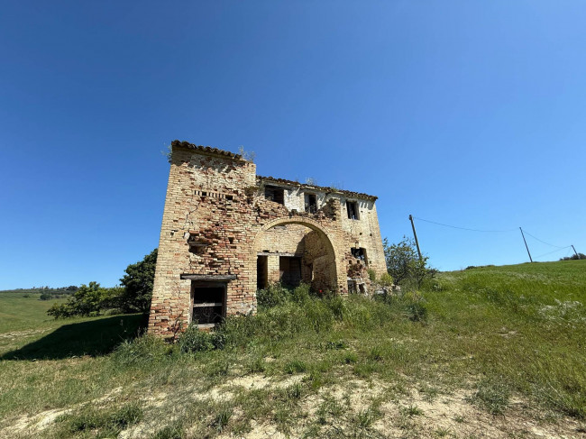 Rustici e Casali in vendita a Monteprandone