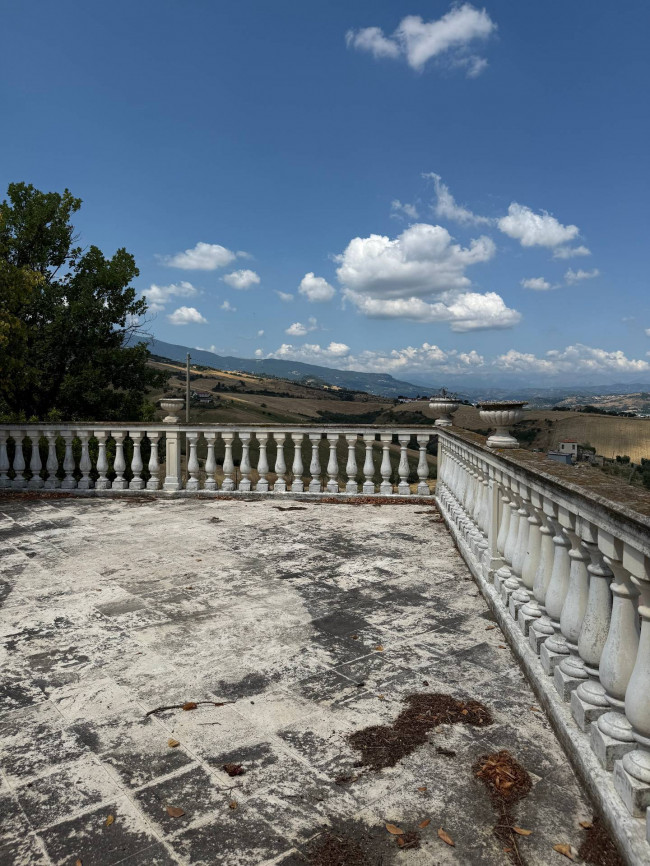 Rustici e Casali in vendita a Ancarano