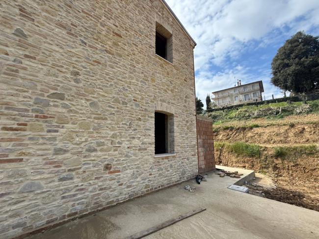Rustici e Casali in vendita a Ripatransone