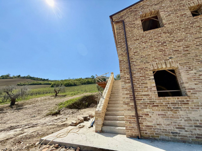Rustici e Casali in vendita a Ripatransone