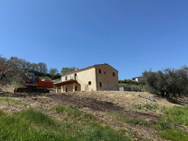 Rustici e Casali in vendita a Ripatransone