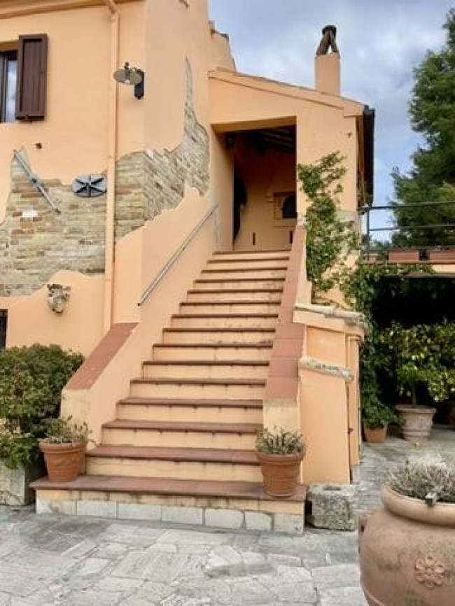 Ville di Prestigio in vendita a Offida