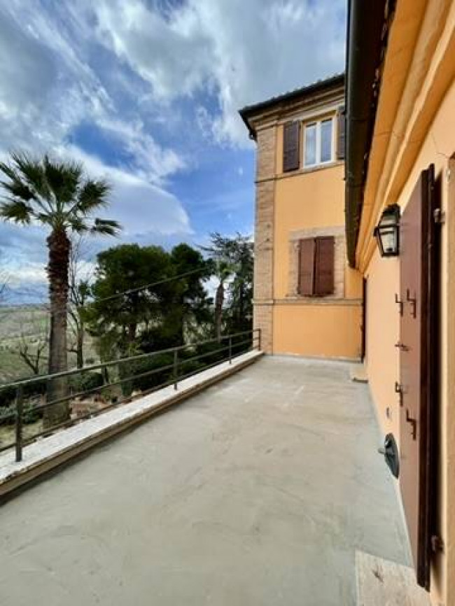 Ville di Prestigio in vendita a Offida