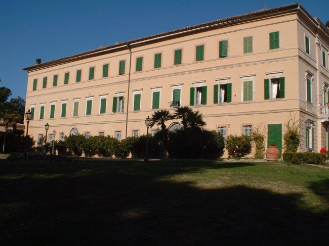 Ville di Prestigio in vendita a Cupra Marittima