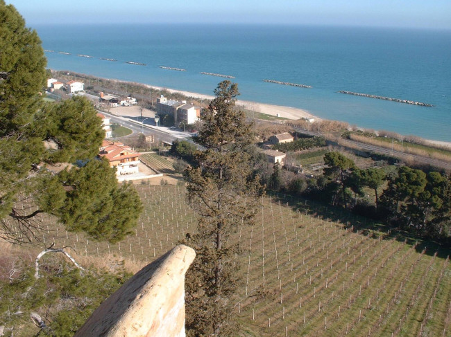 Ville di Prestigio in vendita a Cupra Marittima