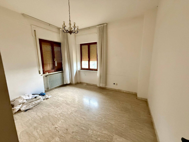 Rustici e Casali in vendita a Offida