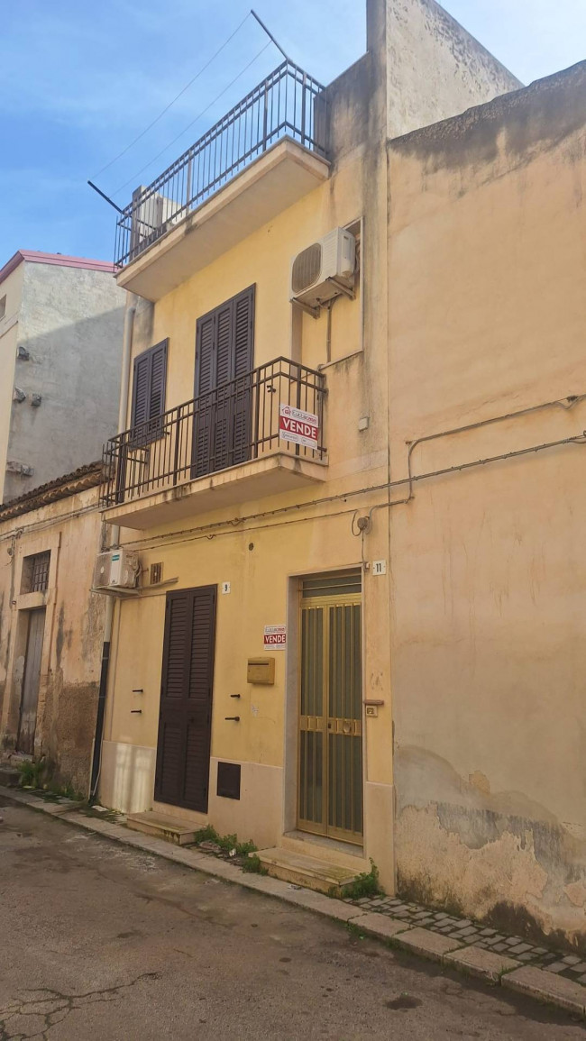 Casa singola in Vendita a Scicli