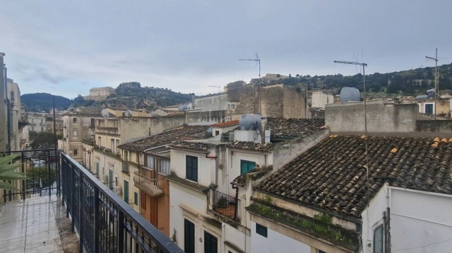 Casa singola in Vendita a Scicli