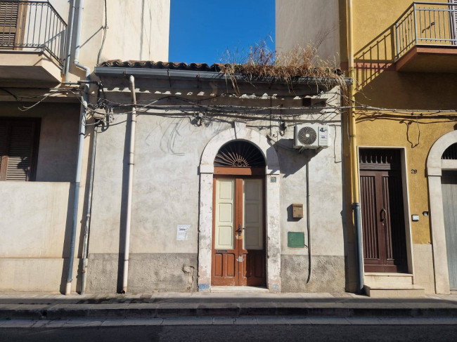 Casa singola in Vendita a Scicli